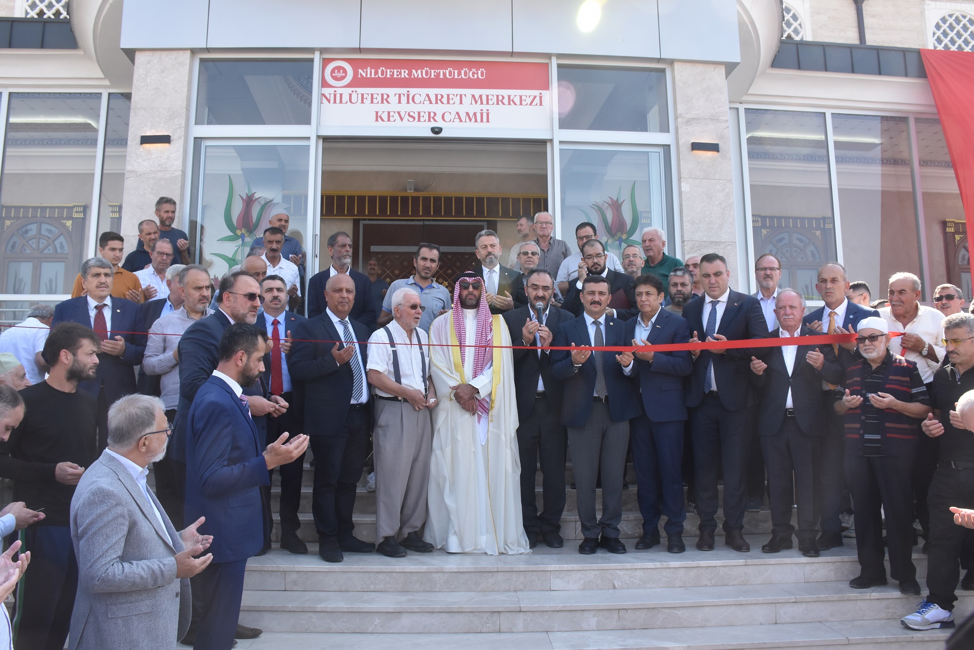 NİLTİM KEVSER CAMİİ İBADETE AÇILDI