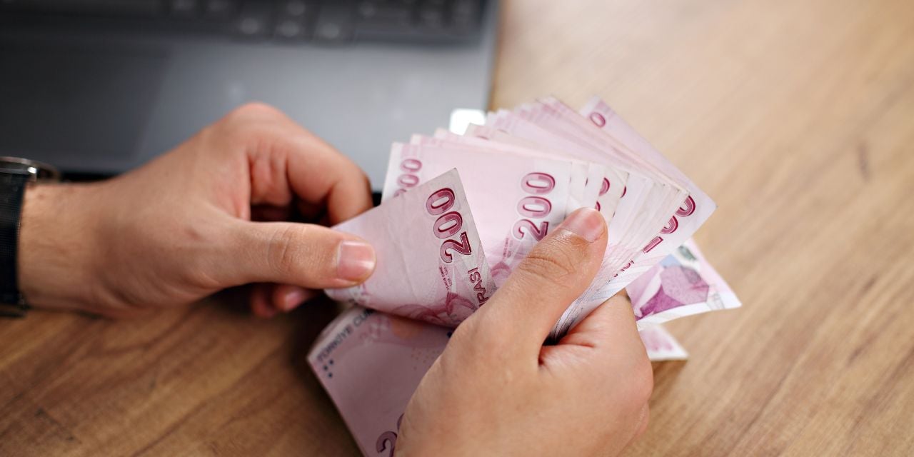 Zam geldi: 3000 TL’yi buldu