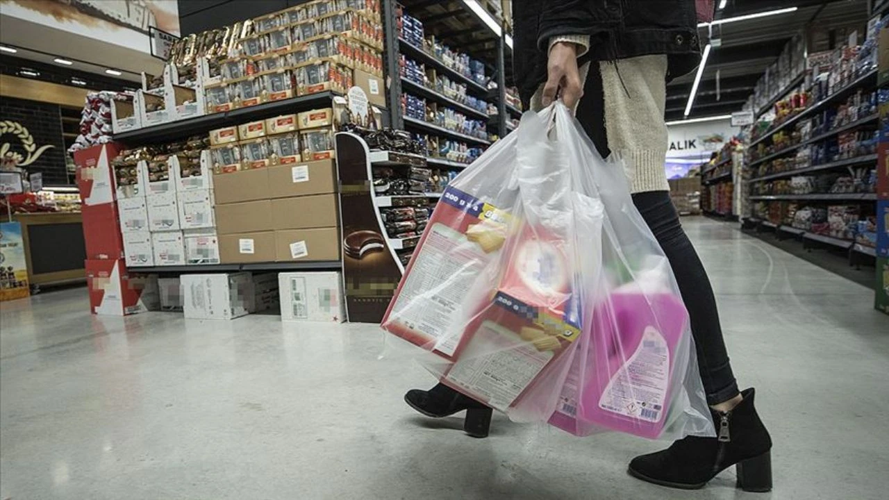 DİSK: Yoksulun enflasyonu zenginin iki katı