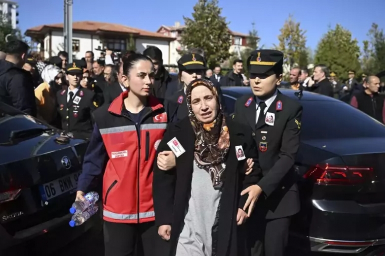 Şehitlere Acı veda