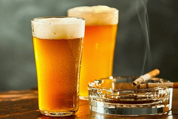 Alkole ve  Sigaraya zam geliyor