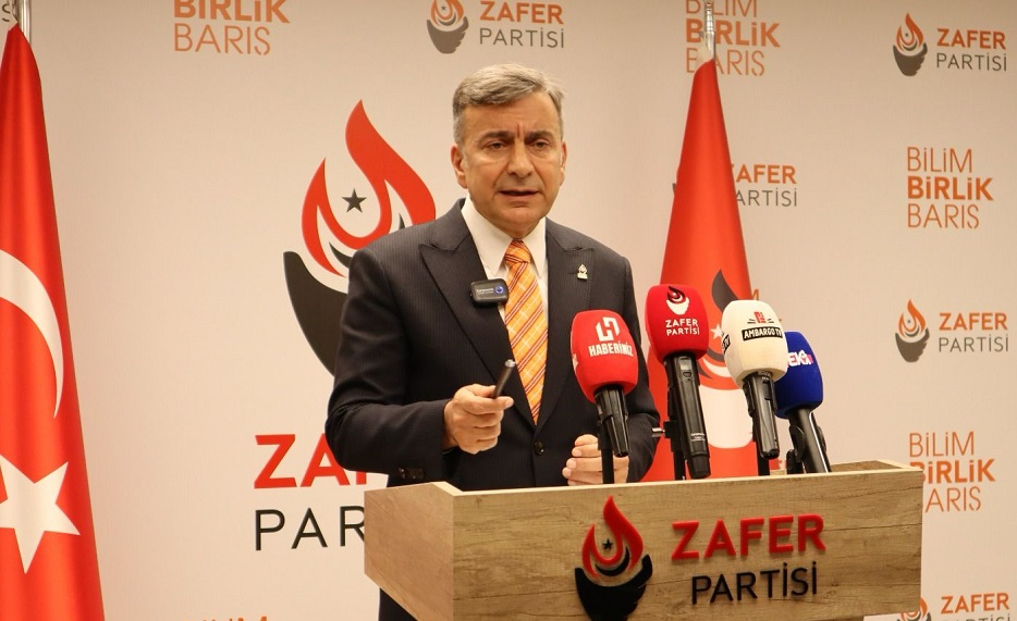 Azmi Karamahmutoğlu: “Etki ajanlığı yasası sopa olarak kullanılacak” dedi