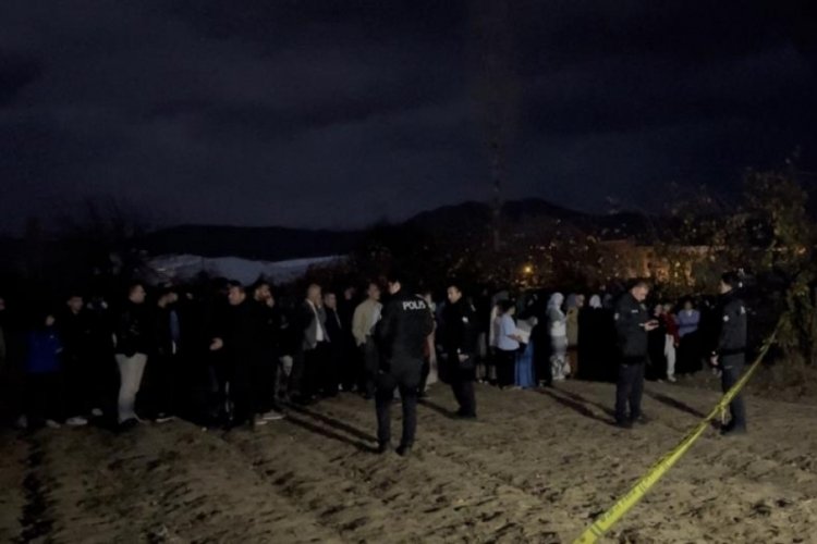 Eşini öldürüp intihar etti