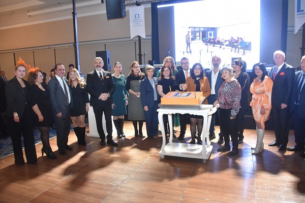 Mimarlar Baloda buluştu