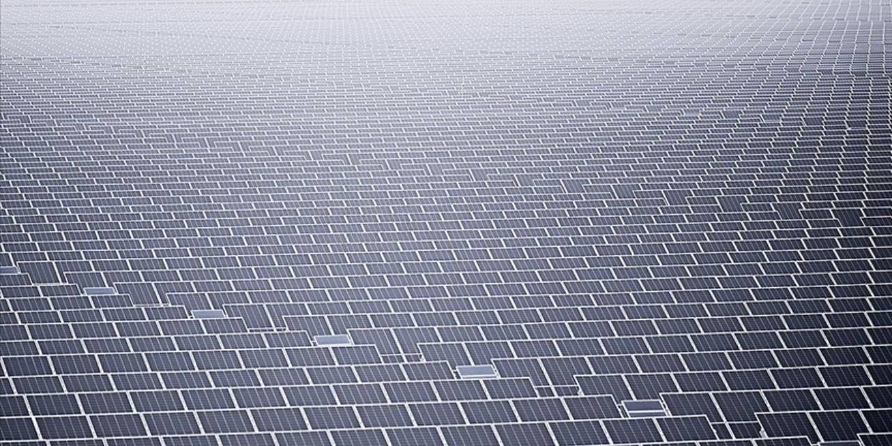 Güneş enerjisi santrali kurulu gücü yüzde 130 büyüdü