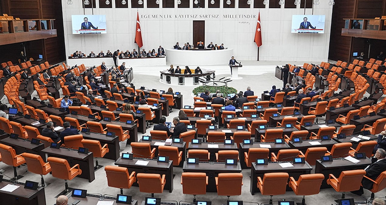 Meclis’te ‘diploma’ krizi: İmamoğlu ile Erdoğan’ı kıyasladılar