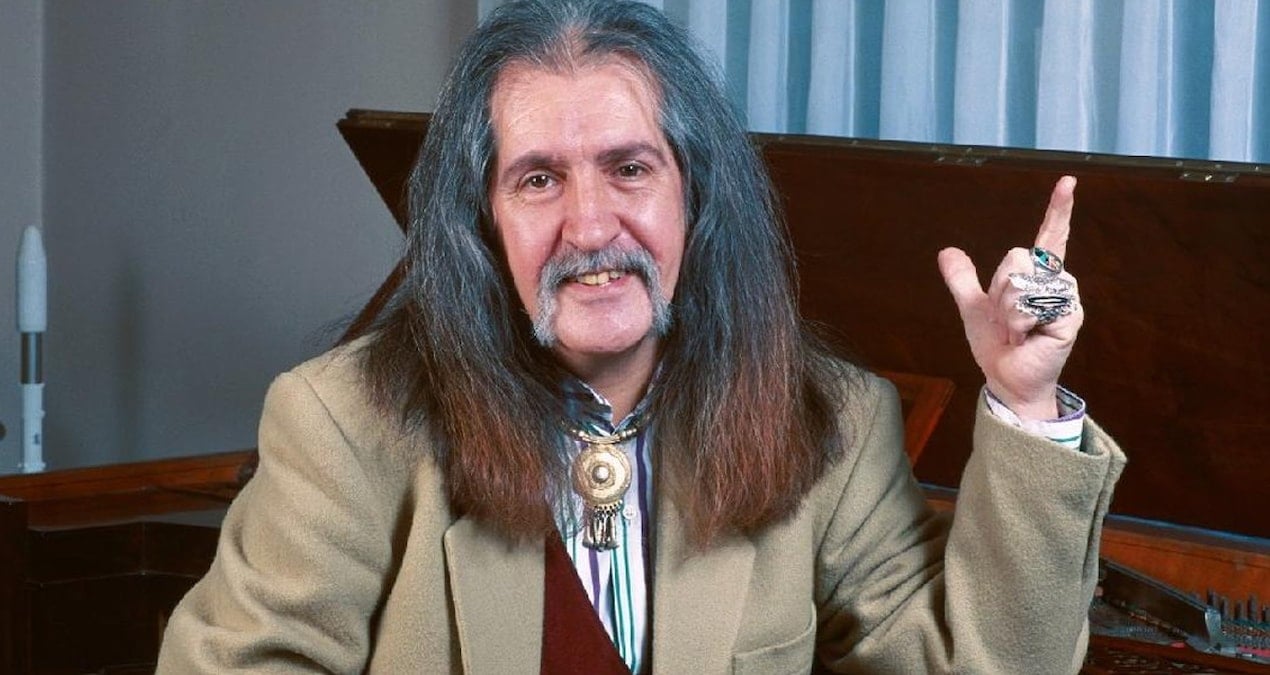 Modern zamanların ozanı: Barış Manço