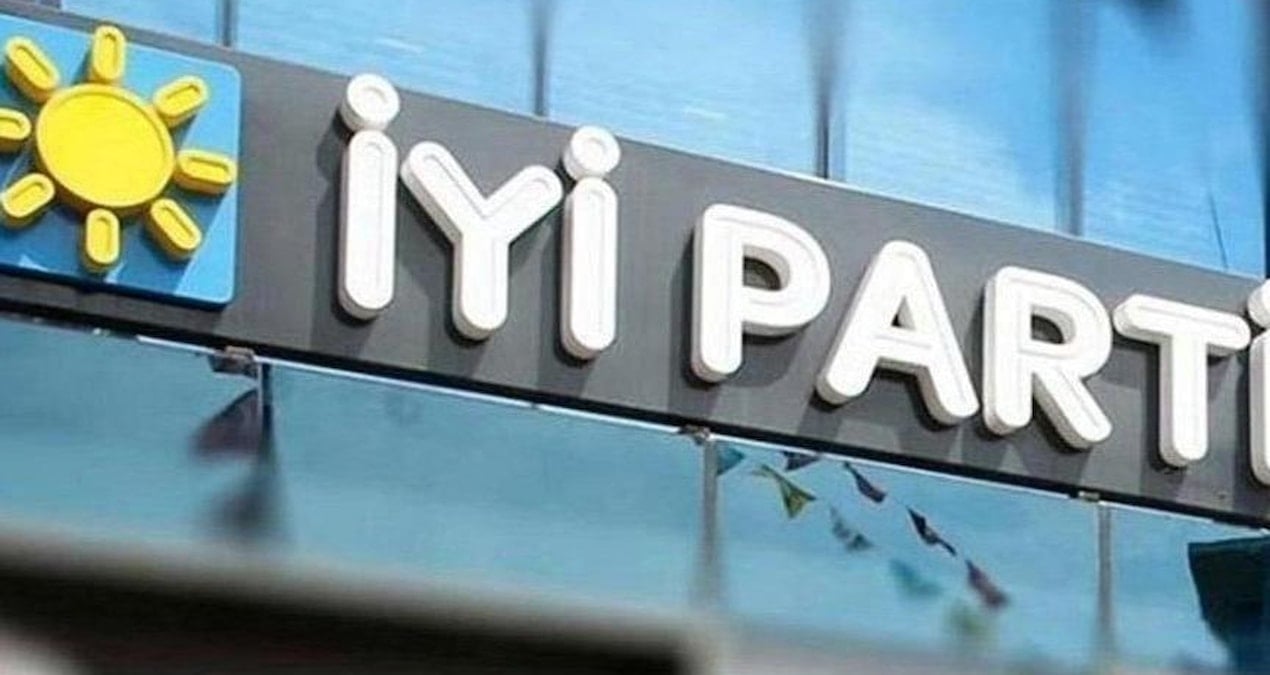 Karacabey Belediye başkanından sonra meclis üyeleri de istifasını verdi