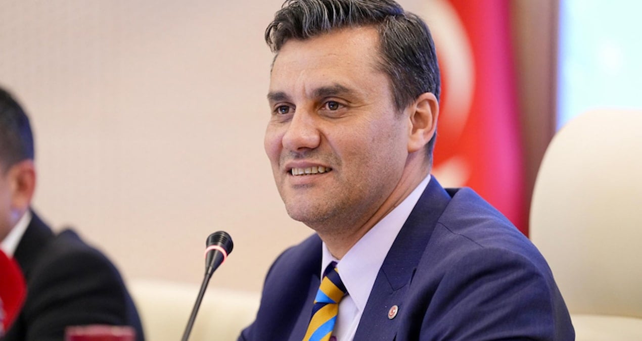 Ümit Özdağ’dan Ferdi Zeyrek için geçmiş olsun mesajı
