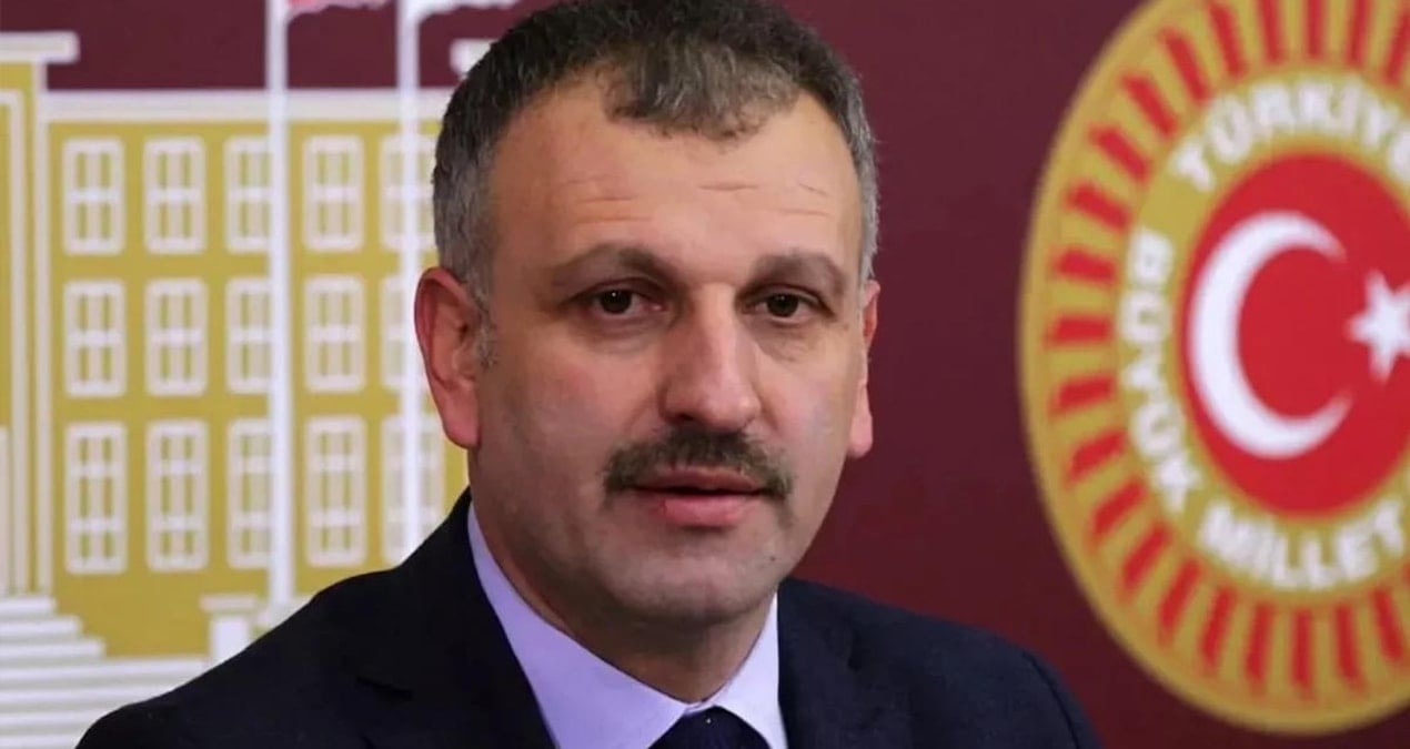 Saray’ın önemli ismi AKP’li Bakanı azarladı