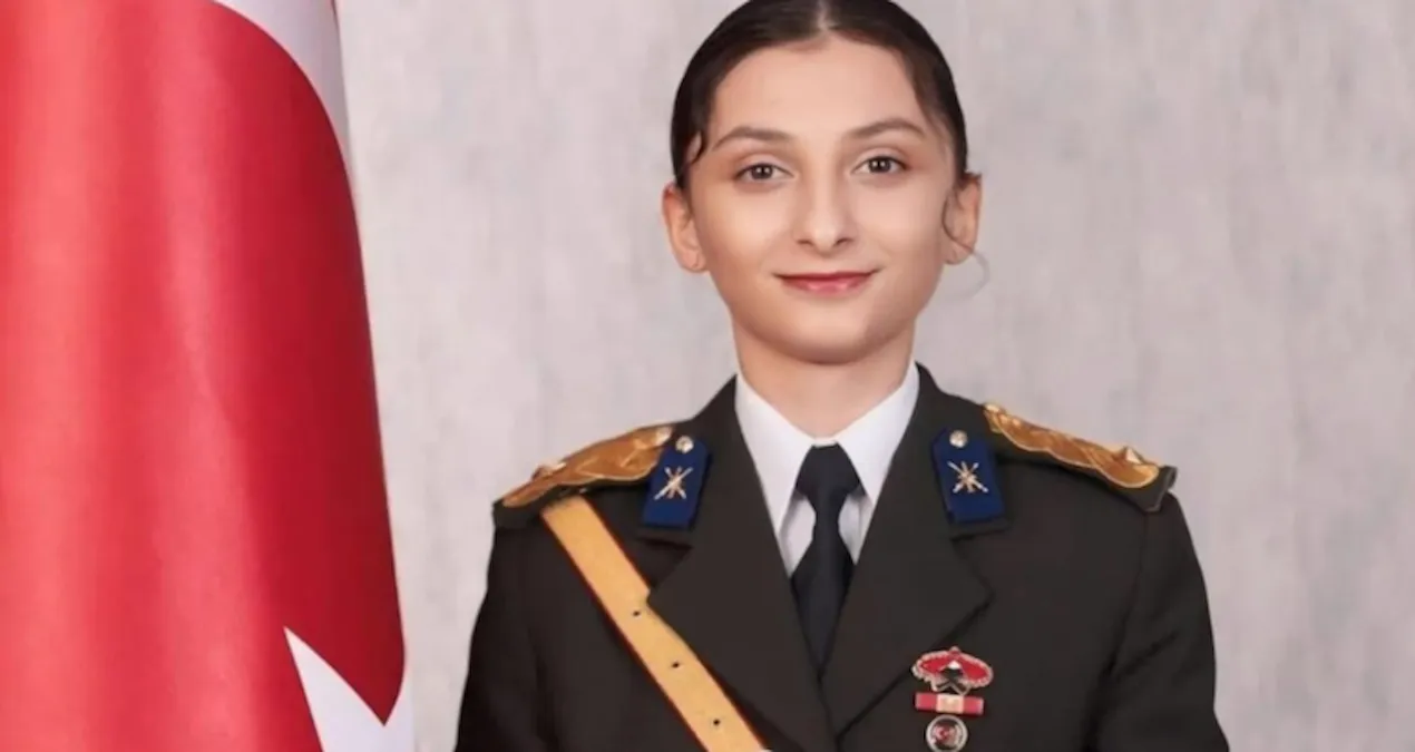 Ebru Teğmen teklifleri geri çevirdi