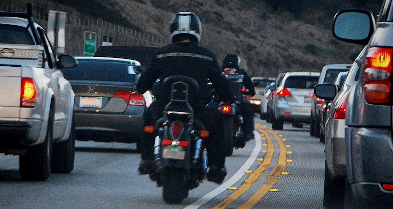 Bin 221 TL ceza ödememek için trafikte yanınıza mutlaka alın