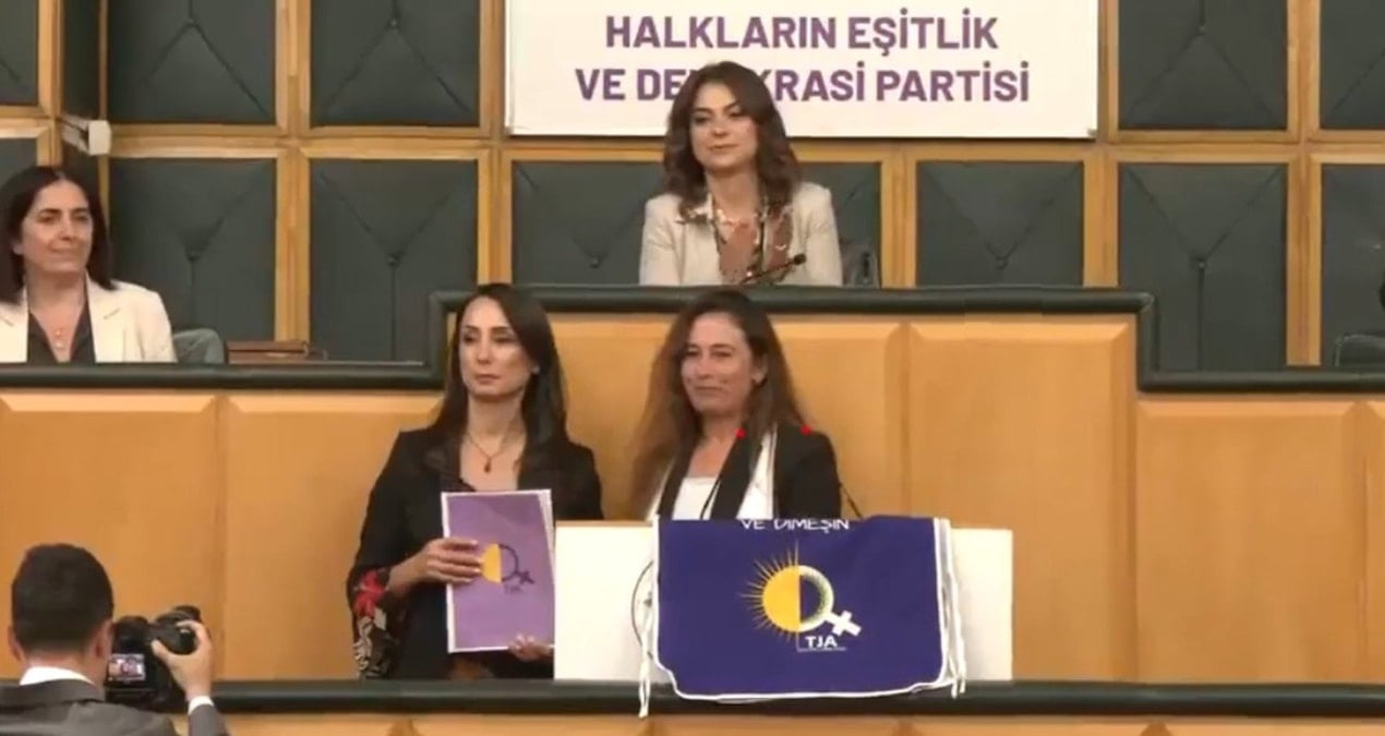 Cezaevinde 5 yıl yatan PKK’lı terörist Meclis kürsüsüne çıkartıldı