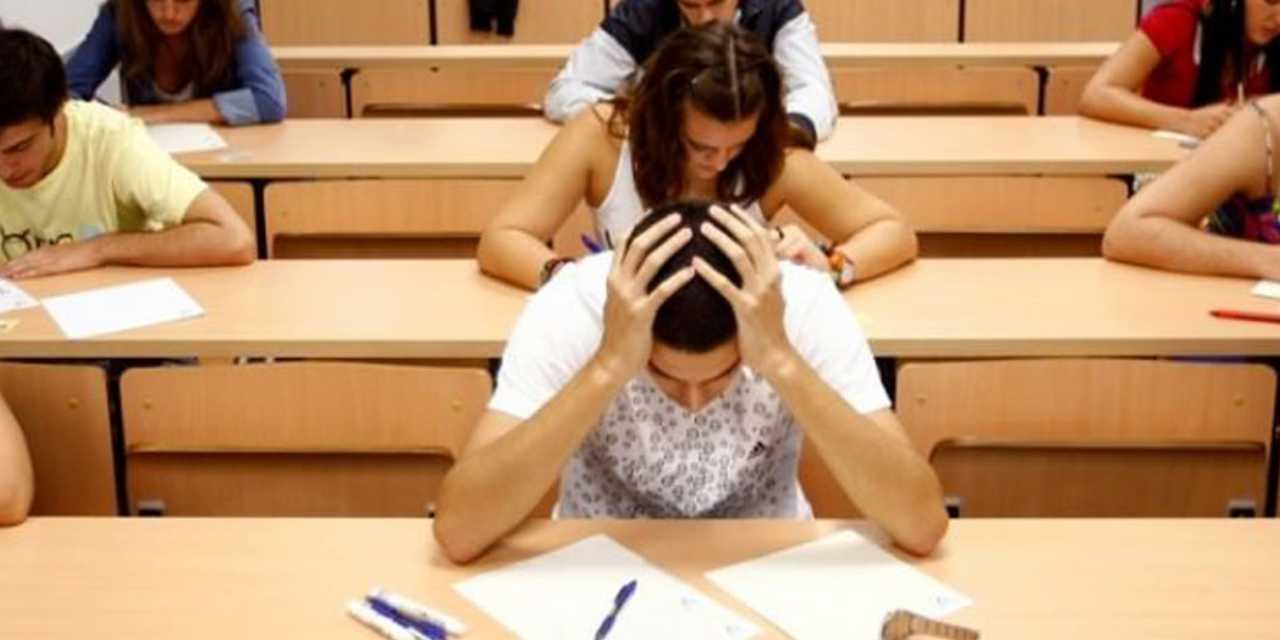 Üç ay yaz tatili kalkıyor