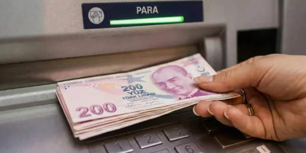 Bayramda çalışan hesabına yatacak ücreti gün gün açıkladı