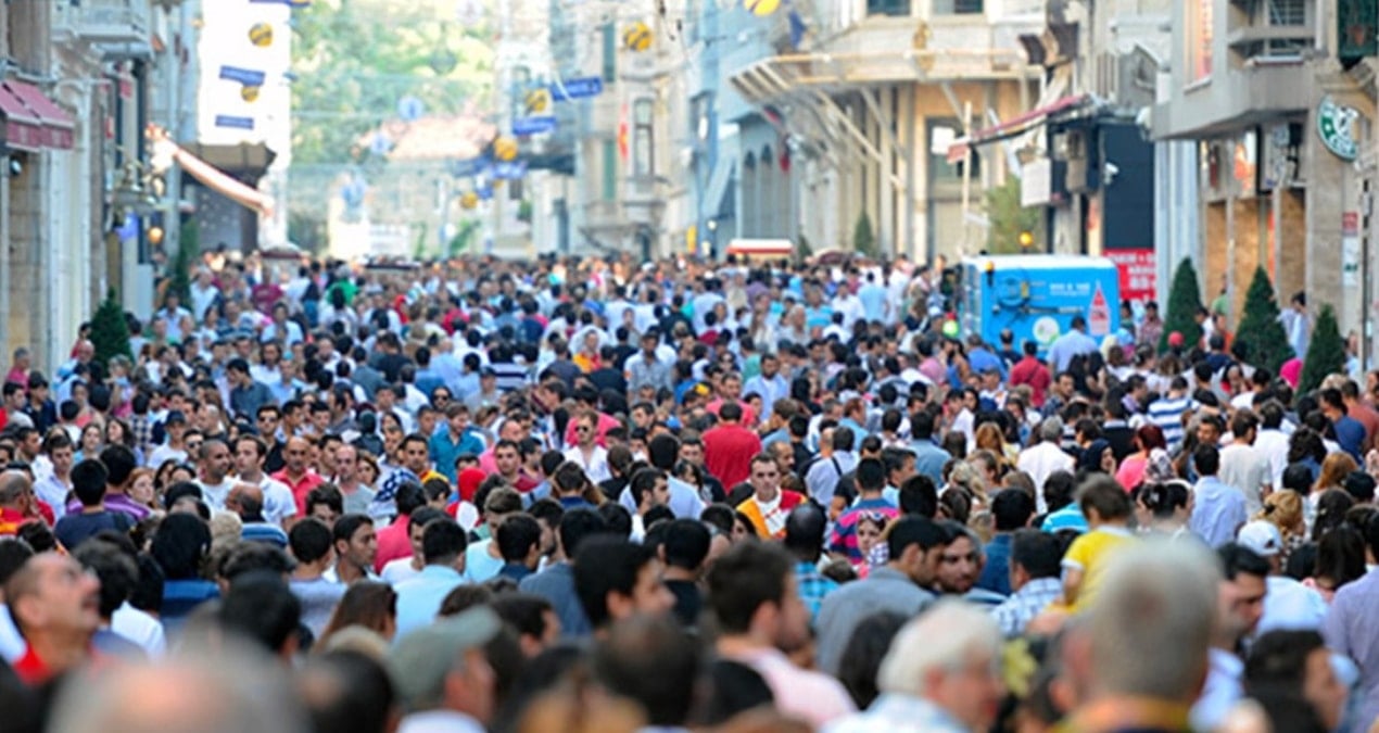Gençler Türkiye’den ümidini kesmiş