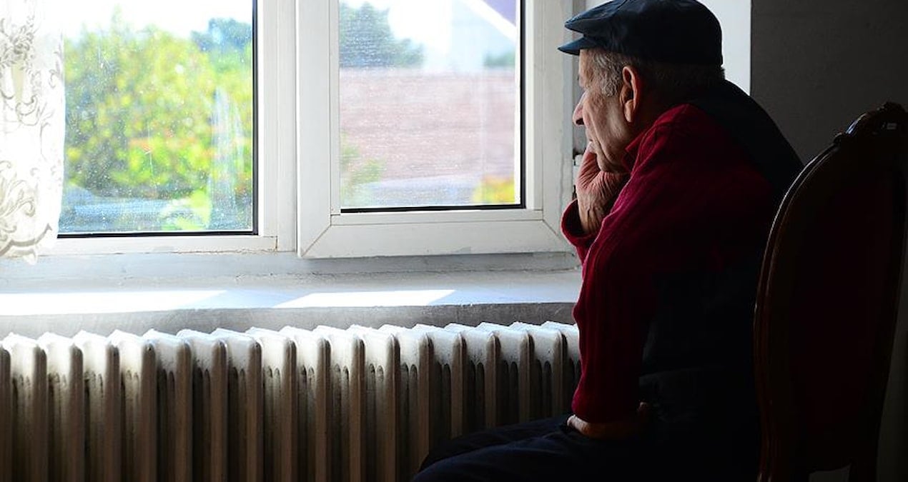 Huzurevlerinin yaş ve kabul şartları değişti