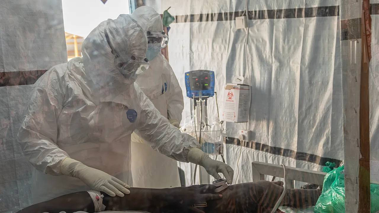 Avrupa’da ilk ebola vakası tespit edildi