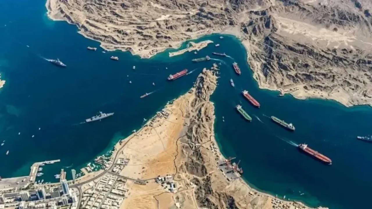 Hürmüz Boğazı yeniden kapatıldı