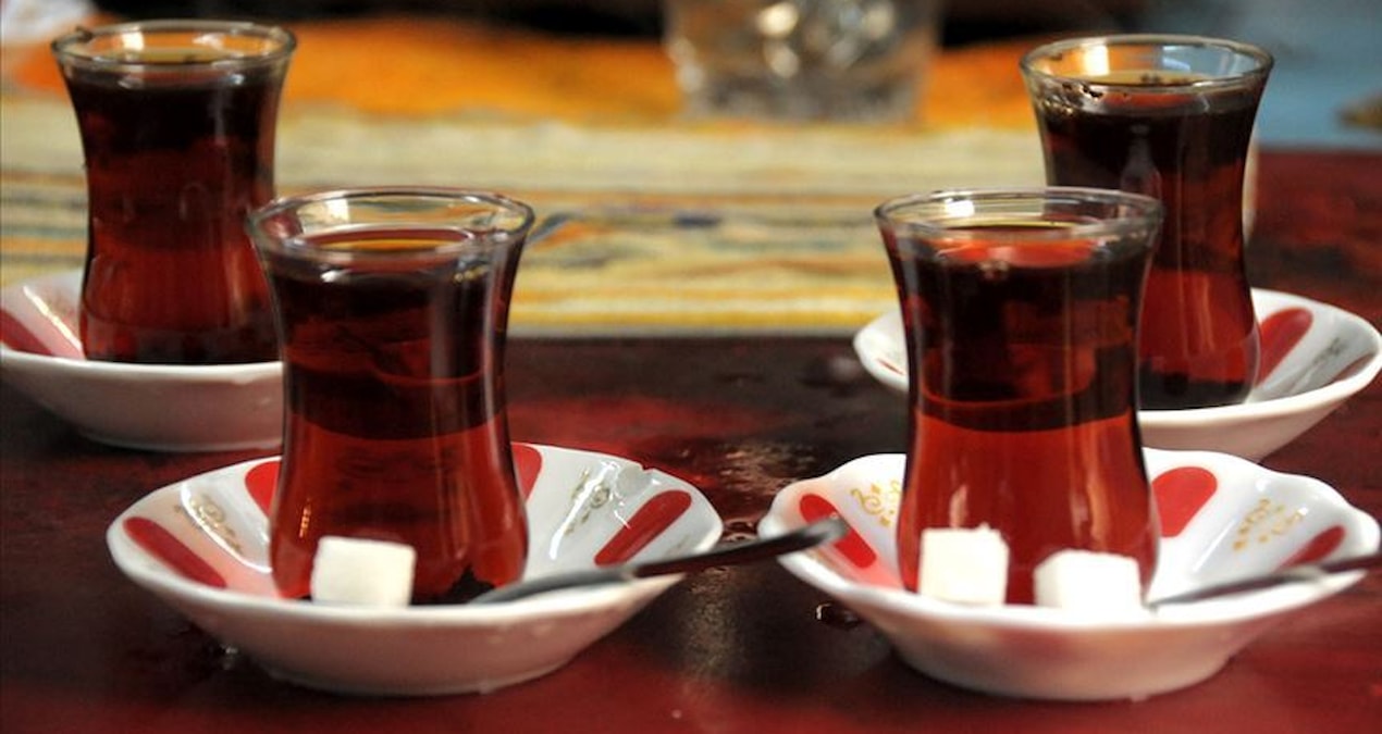 Çikolata ülkesi Türk çayının müptelası oldu