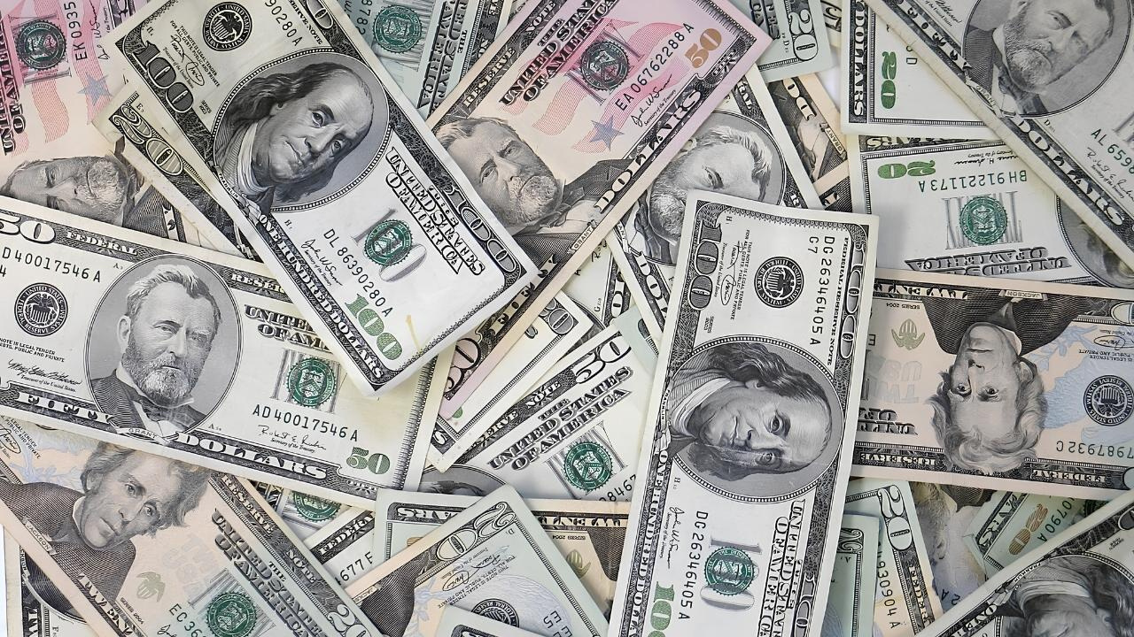 Dolar tüm zamanların rekorunu kırdı!