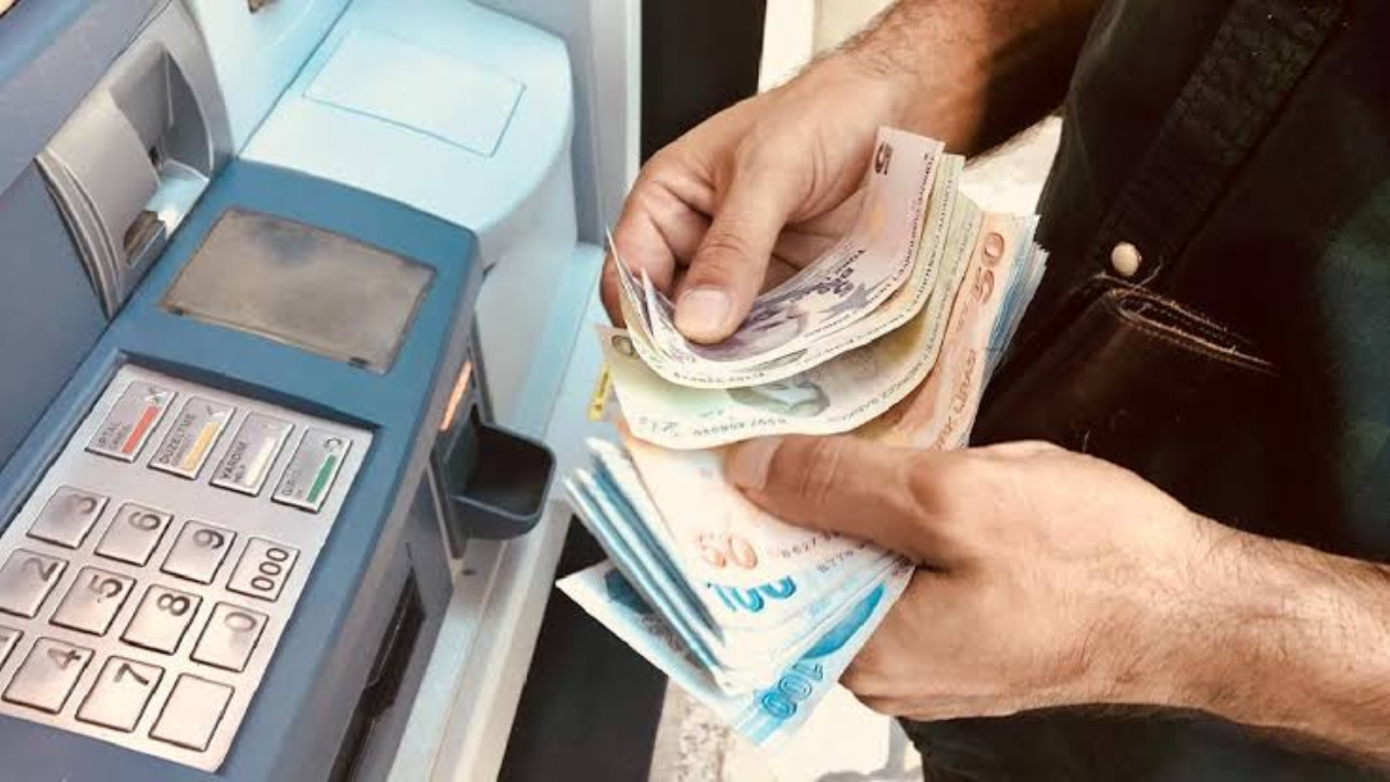 En düşük emekli aylığının asgari ücret seviyesine çekilsin