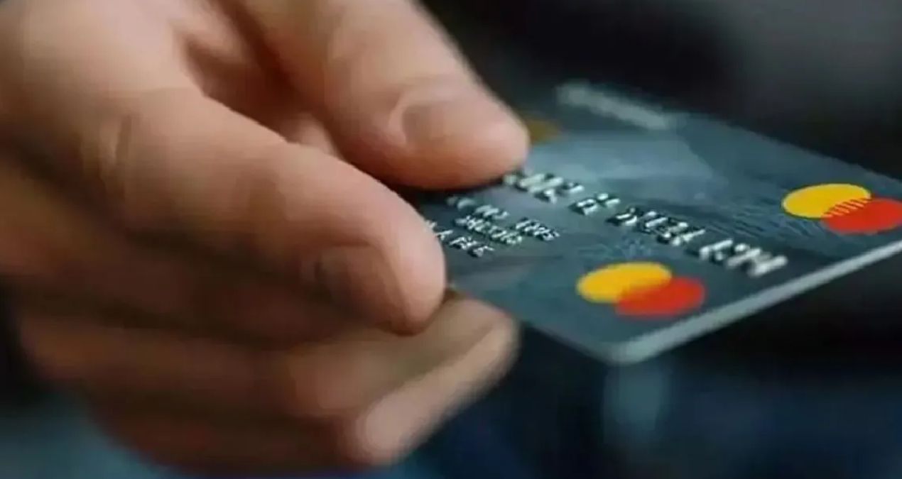 Kredi kartı olan herkesi ilgilendiren değişiklik yasalaştı