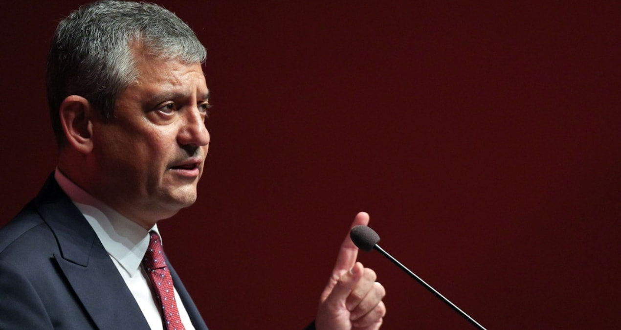 Özgür Özel’in ekibi yeni parti için ilk kez tarih ve milletvekili sayısı verdi