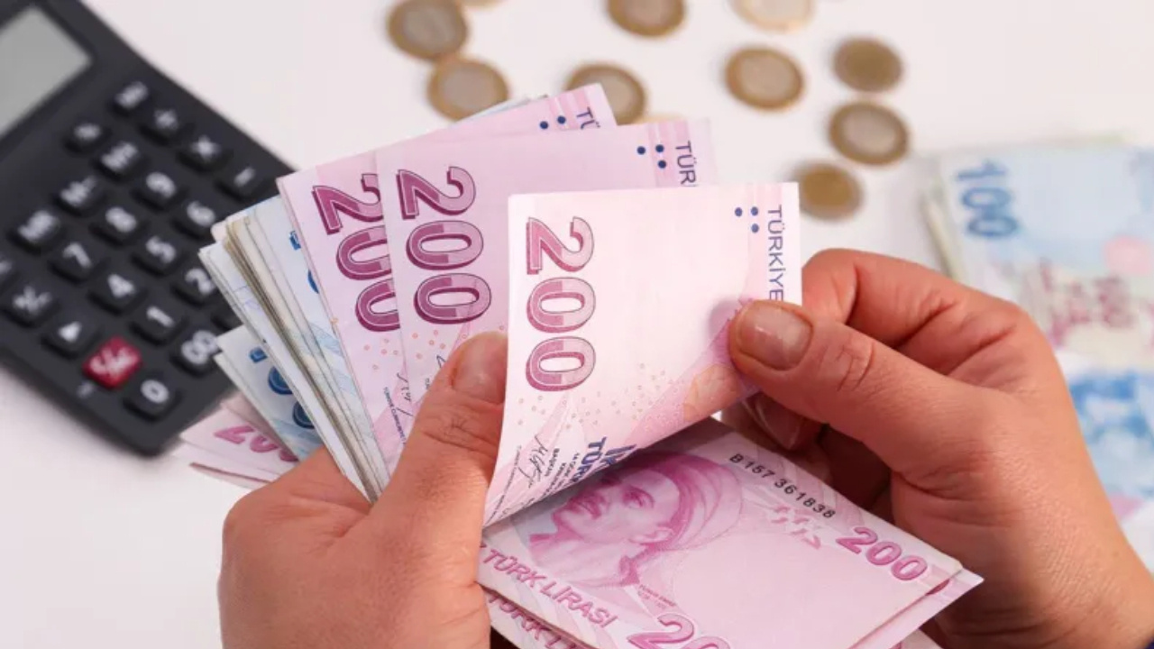 Zamlı maaşlar belli oldu: Kim ne kadar alacak?